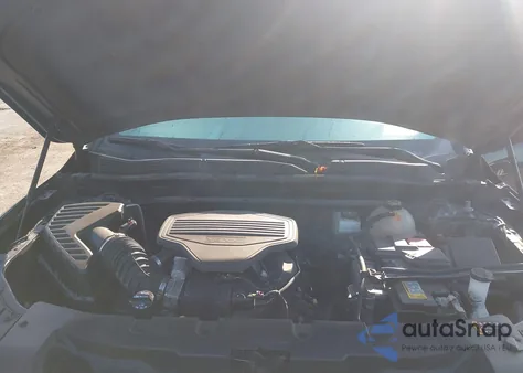 2020 Chevrolet Blazer Awd 2Lt from USA, damaged, VIN 3GNKBHRS7LS687021